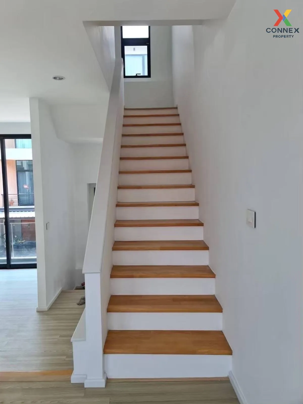 ขายทาวน์เฮ้าส์/ทาวน์โฮม  เนอวานา ดีฟายน์ พระราม 9 สวนหลวง เขต สวน