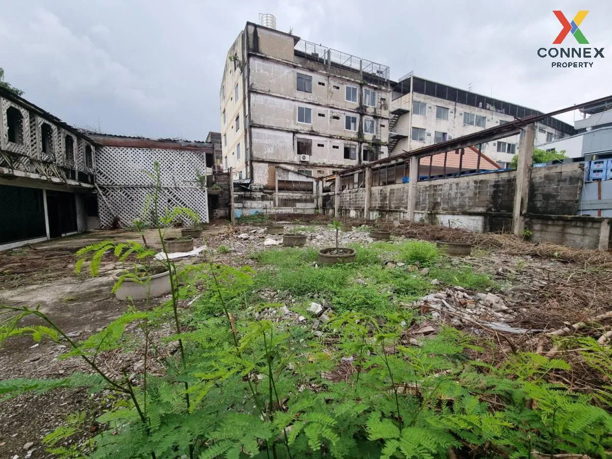 ขายที่ดินพร้อมสิ่งปลูกสร้างบางกะปิ บางกะปิ เขต บางกะปิ กรุงเทพ CX