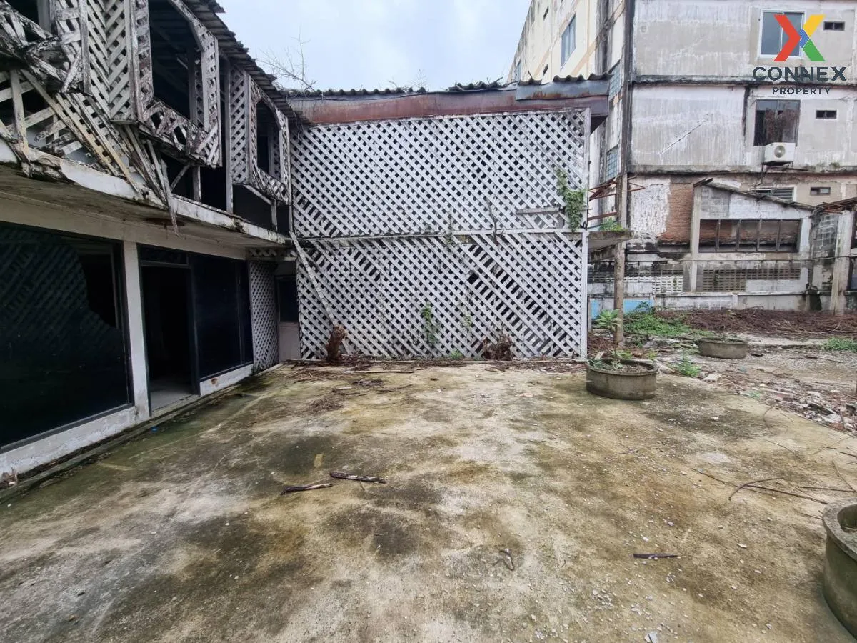 ขายที่ดินพร้อมสิ่งปลูกสร้างบางกะปิ บางกะปิ เขต บางกะปิ กรุงเทพ CX