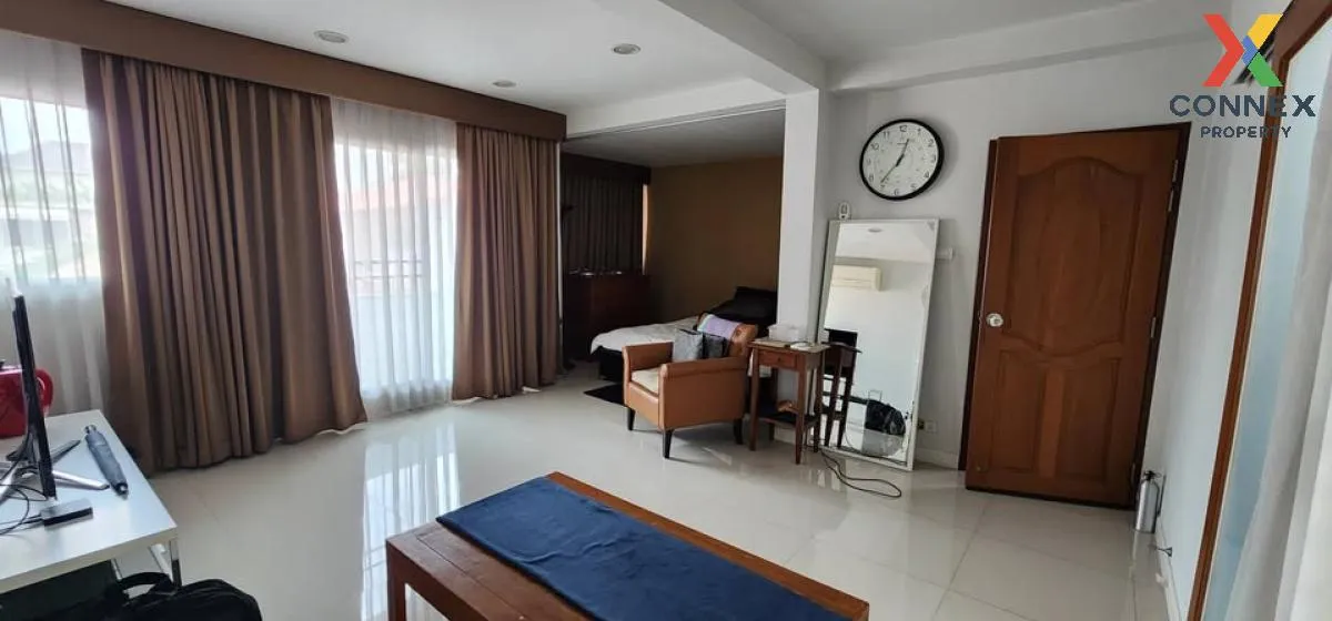For Sale 4-story single house, Inthamara 44 Alley , Ratchadaphise 4