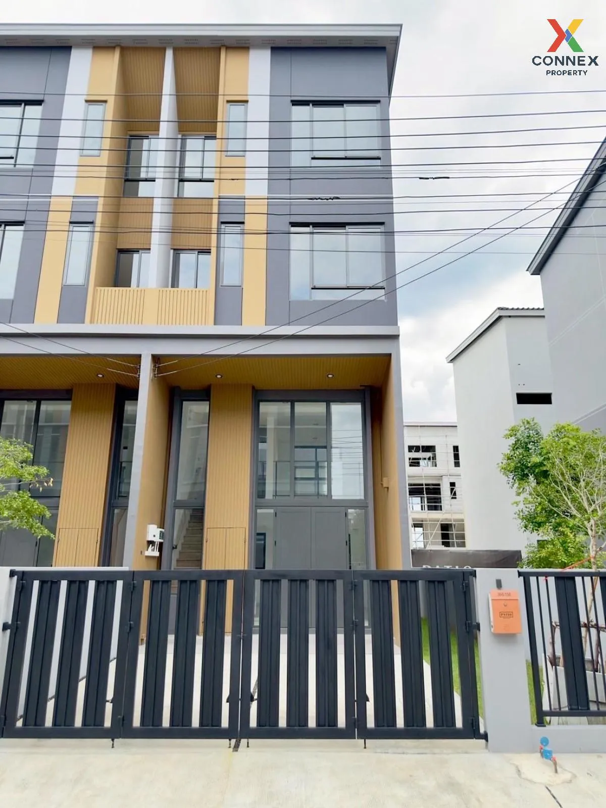 เช่าทาวน์เฮ้าส์/ทาวน์โฮม  พาทิโอ วัชรพล-รามอินทรา MRT-วัชรพล ท่าแ 1