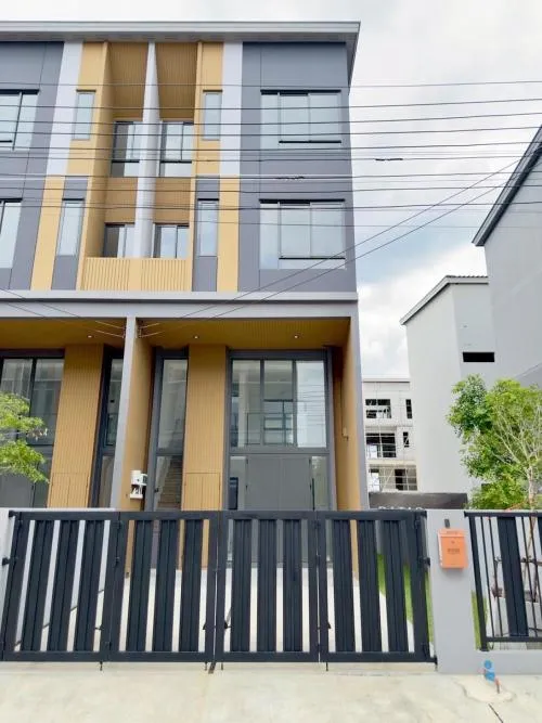 เช่าทาวน์เฮ้าส์/ทาวน์โฮม  พาทิโอ วัชรพล-รามอินทรา MRT-วัชรพล ท่าแร้ง เขต บางเขน กรุงเทพ CX-131016