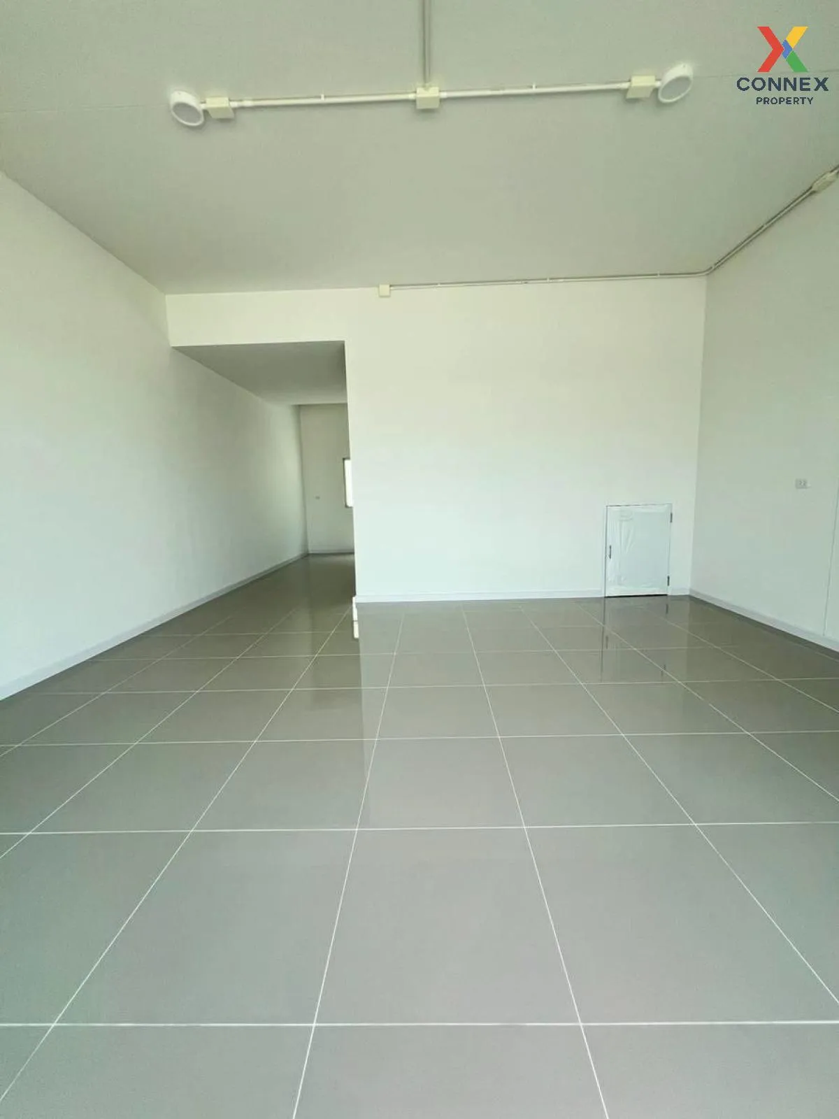 For Rent Commercial Building , Pruksa Ville 91/1 , Sala Ya , Phut