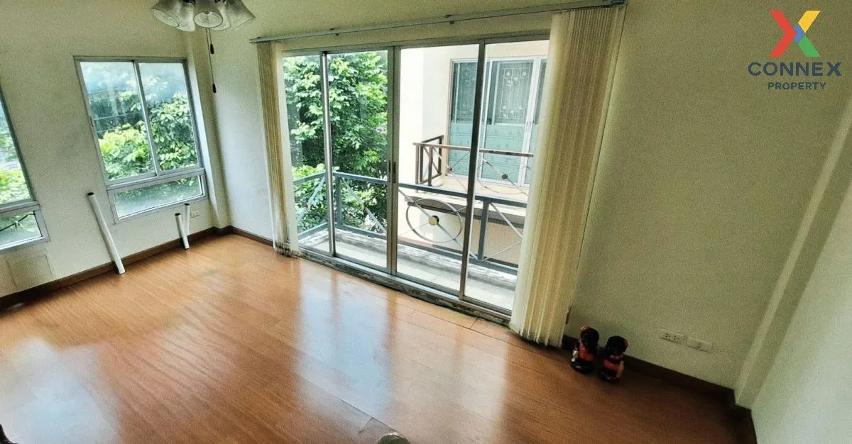 ขายทาวน์เฮ้าส์/ทาวน์โฮม  บ้านกลางเมือง เดอะ ปารีส พระราม 9-รามคำแ 4