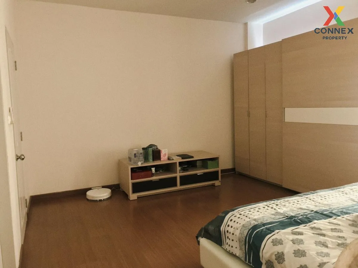 ขายทาวน์เฮ้าส์/ทาวน์โฮม  บ้านกลางเมือง เดอะ ปารีส พระราม 9-รามคำแ