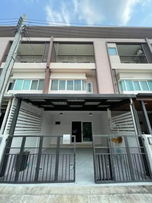 For Rent Townhouse/Townhome  , The Ricco Town Watcharapol , Tha Raeng , Bang Khen , Bangkok , CX-131077