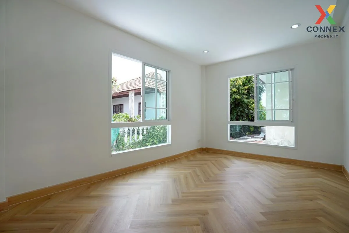 ขายทาวน์เฮ้าส์/ทาวน์โฮม  บ้านบัวทอง 2 ห้องมุม รีโนเวทใหม่ บางรักพ