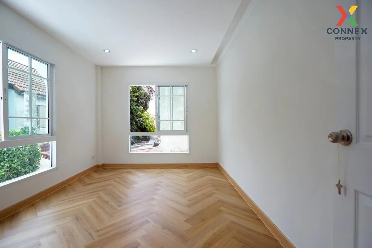 ขายทาวน์เฮ้าส์/ทาวน์โฮม  บ้านบัวทอง 2 ห้องมุม รีโนเวทใหม่ บางรักพ