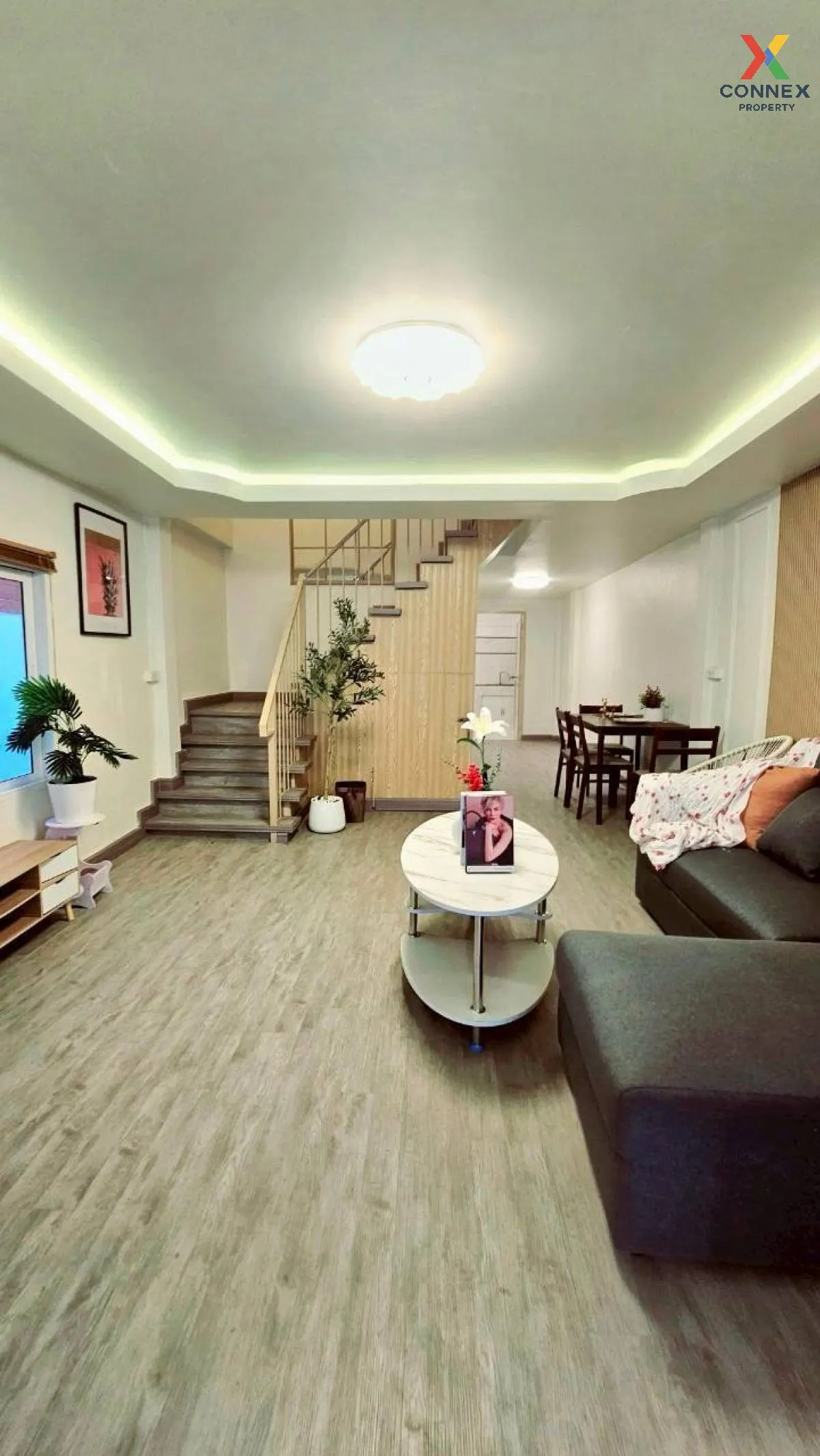 ขายบ้าน  หมู่บ้านฉัตรหลวง ราษฎร์อุทิศ 54 MRT-มีนบุร แสนแสบ เขต มี 2