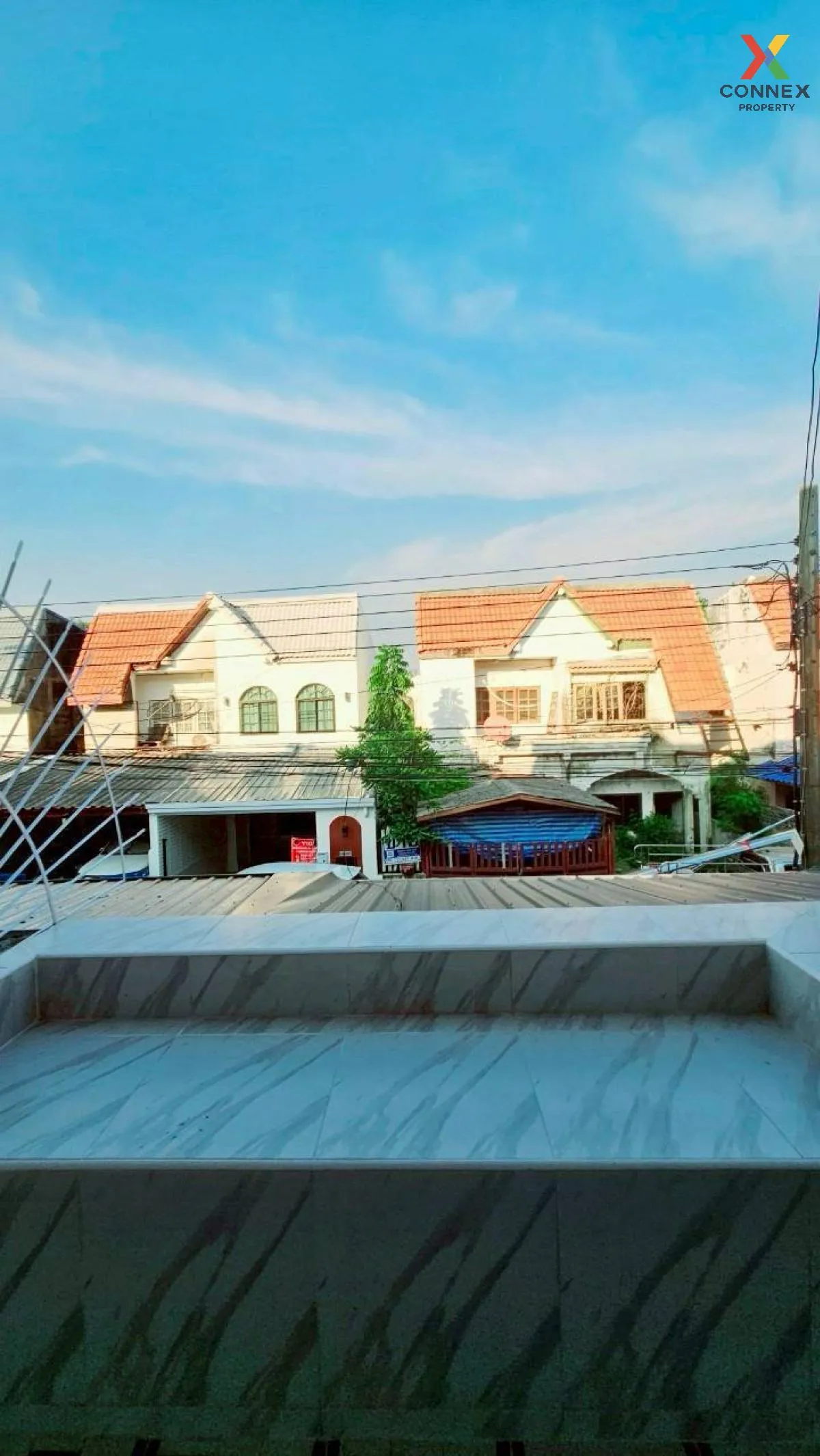 ขายบ้าน  หมู่บ้านฉัตรหลวง ราษฎร์อุทิศ 54 MRT-มีนบุร แสนแสบ เขต มี