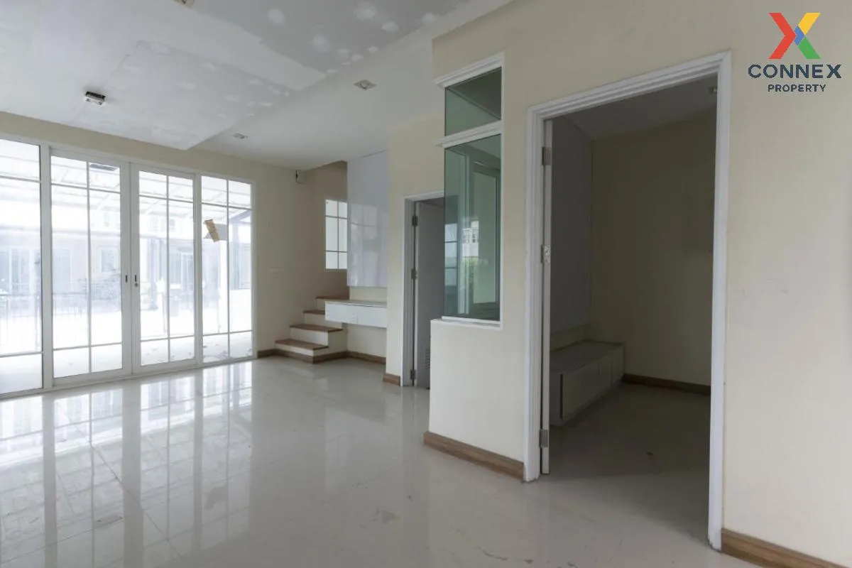 ขายทาวน์เฮ้าส์/ทาวน์โฮม  โกลเด้น ซิตี้ สาทร BTS-วุฒากาศ บางหว้า เ 2