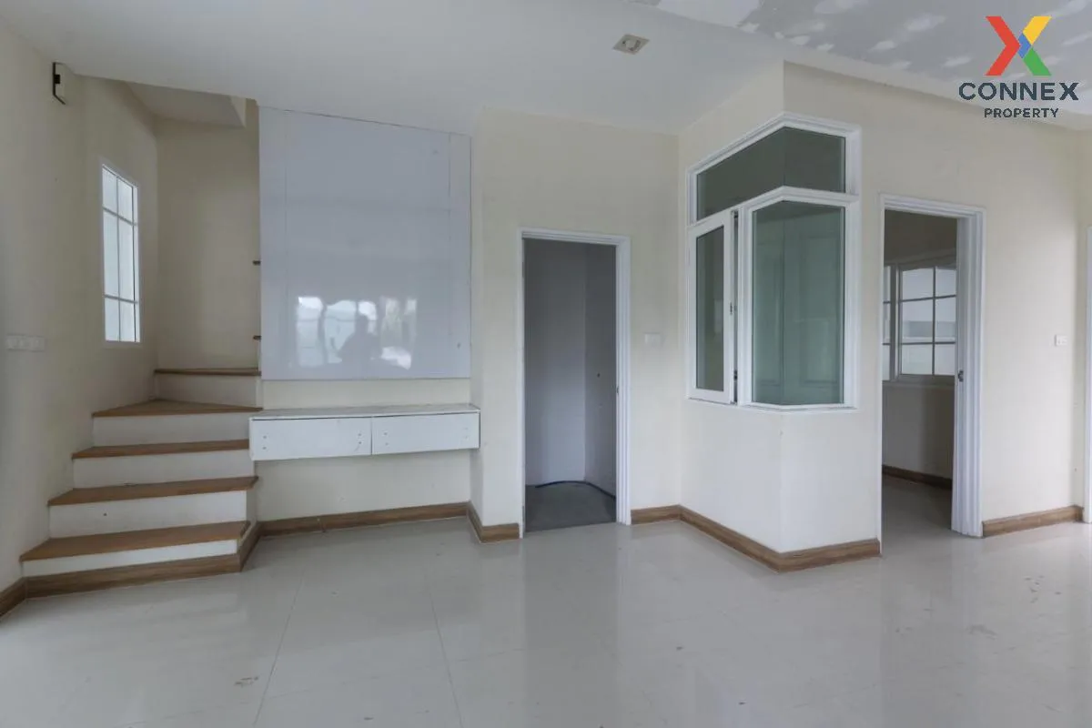 ขายทาวน์เฮ้าส์/ทาวน์โฮม  โกลเด้น ซิตี้ สาทร BTS-วุฒากาศ บางหว้า เ 3