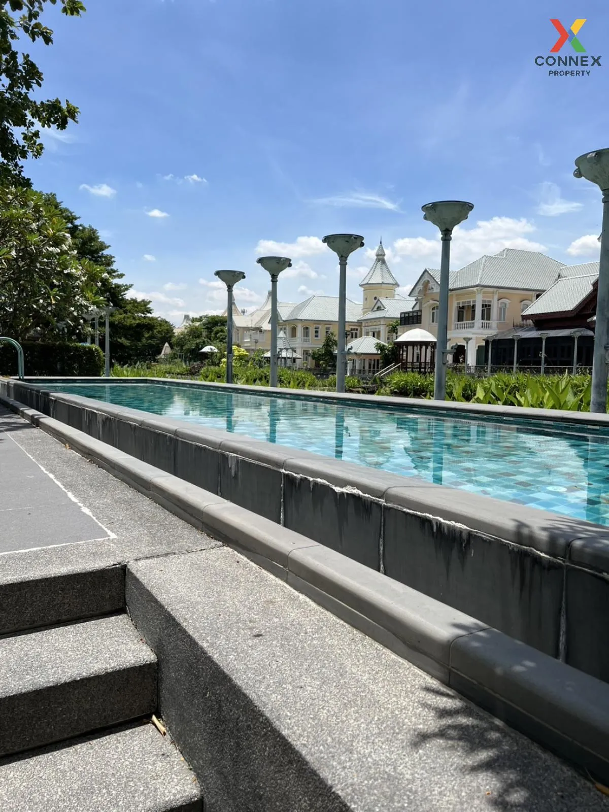 (วิวทะเลสาปหมู่บ้าน หลังมุม) ขายบ้าน  เดอะ รอยัล เรสซิเดนท์ ห้องม 3