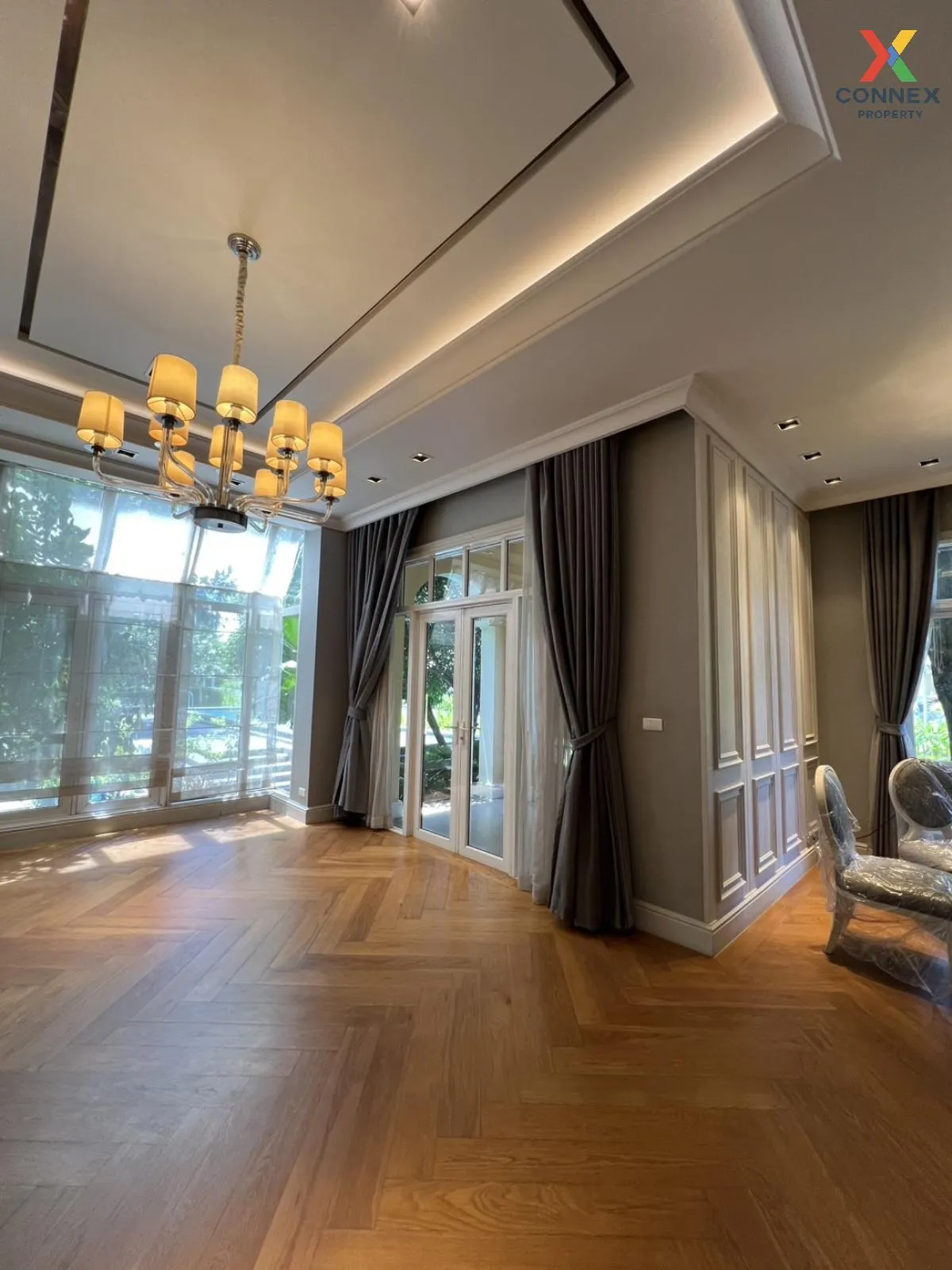 (วิวทะเลสาปหมู่บ้าน หลังมุม) ขายบ้าน  เดอะ รอยัล เรสซิเดนท์ ห้องม