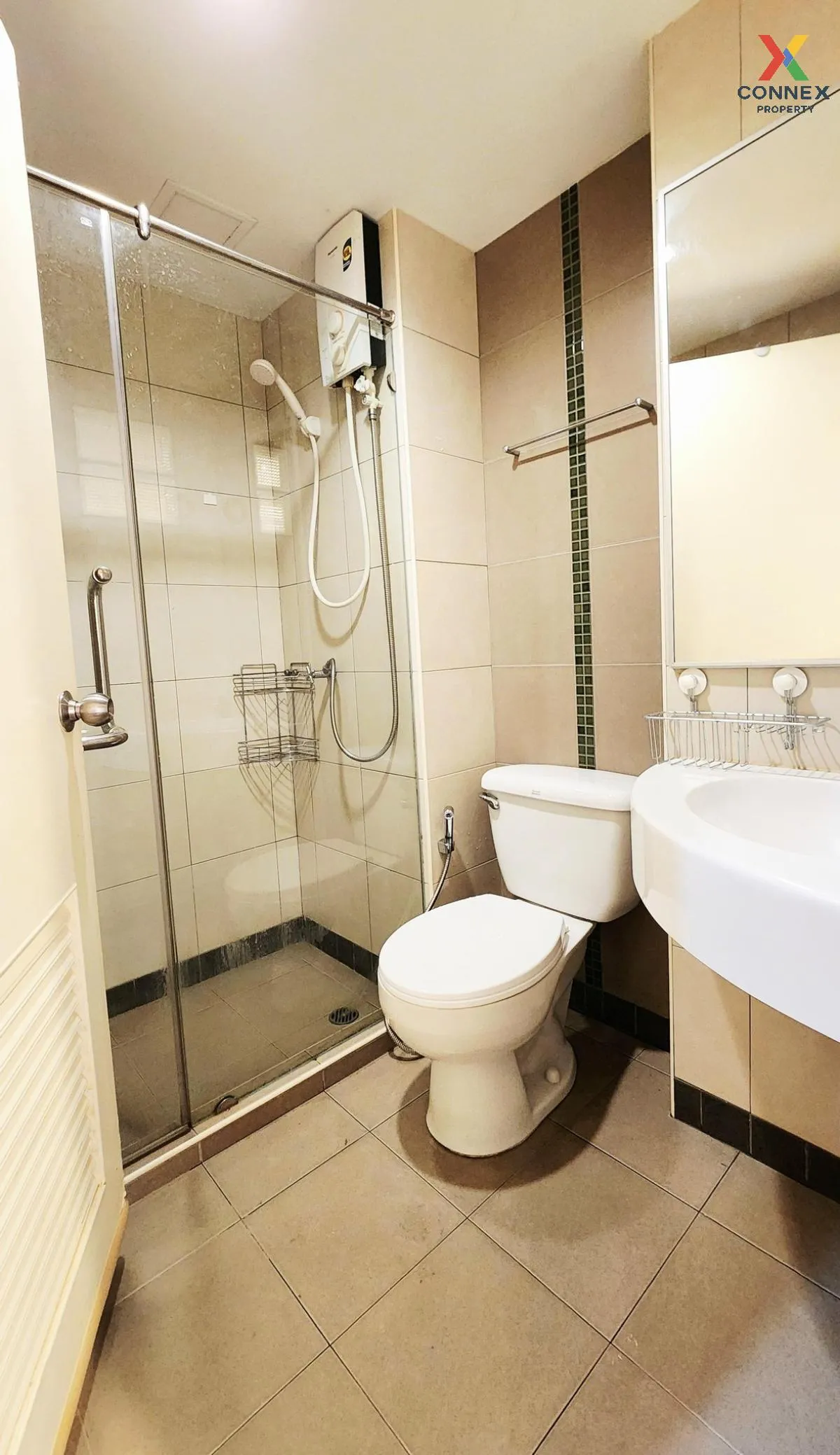 เช่าคอนโด  ลุมพินี คอนโดทาวน์ รามอินทรา - นวมินทร์ คันนายาว เขต ค