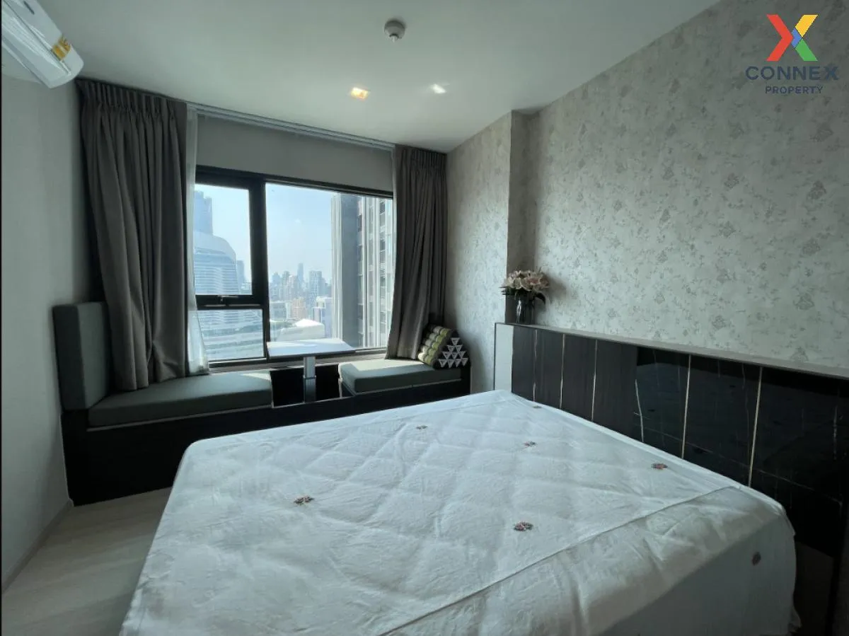FOR SALE condo , Life One Wireless , BTS-Phloen Chit , Lumpini ,  4
