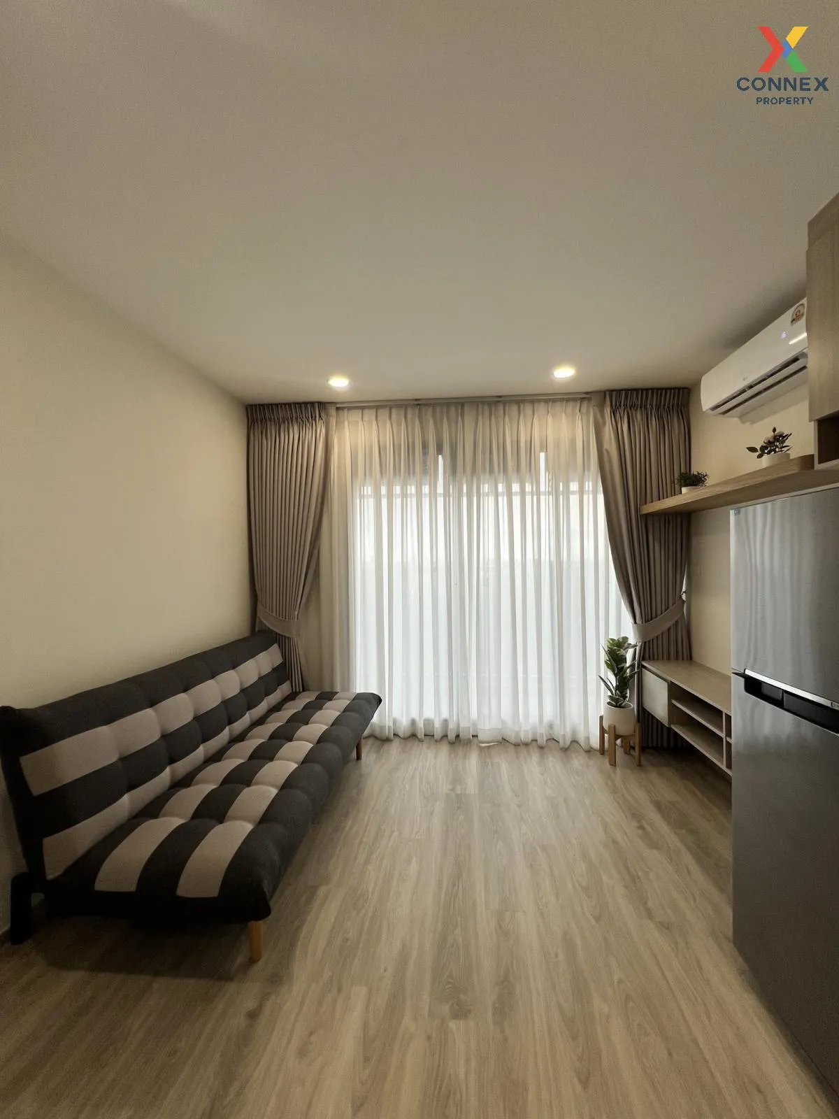 เช่าคอนโด  ออริจิ้น ปลั๊ก แอนด์ เพลย์ ศรีนครินทร์ MRT-ศรีด่าน (สา 1