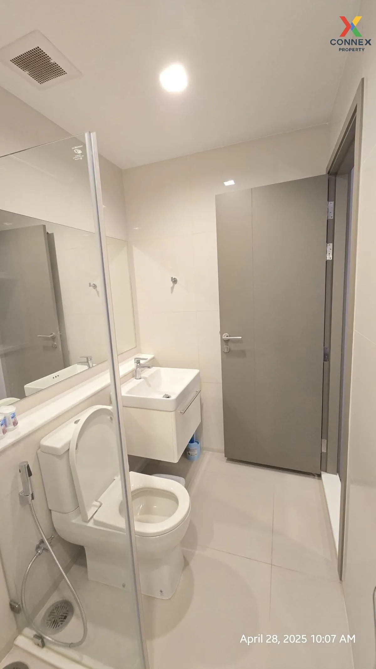 เช่าคอนโด  ไลฟ์ อโศก ไฮป์ พระราม 9 MRT-พระราม 9 มักกะสัน เขต ราชเ