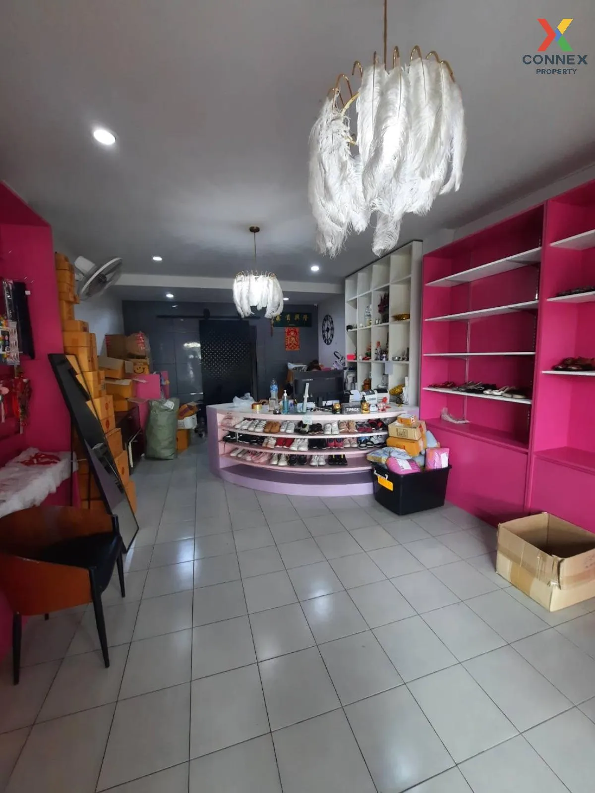 For Sale 3 - storey commercial building area 1 square meter Lam L 3