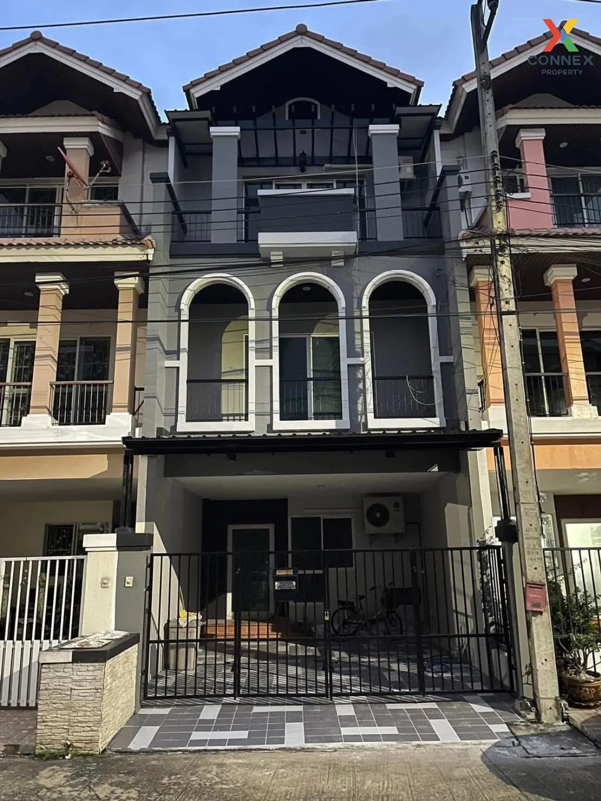 For Rent Townhouse/Townhome  , The Pumarin rangsit , Khu Khot , L 1