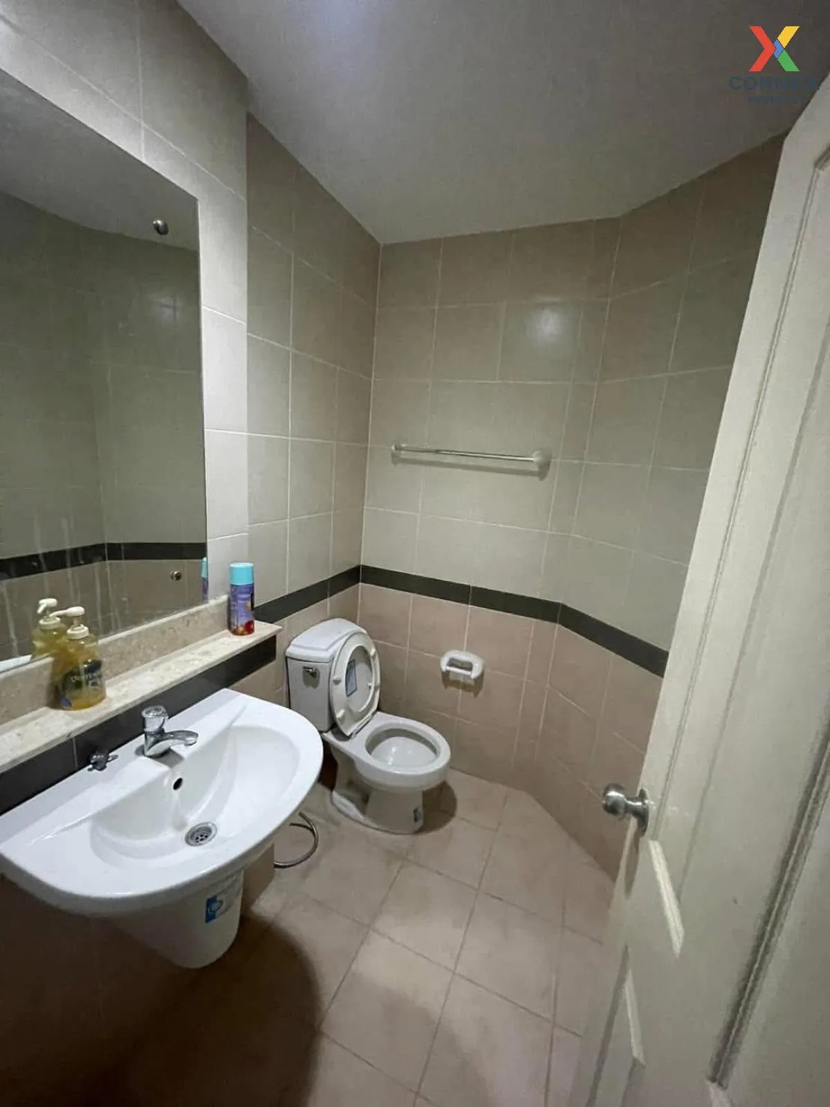 For Rent Townhouse/Townhome  , The Pumarin rangsit , Khu Khot , L