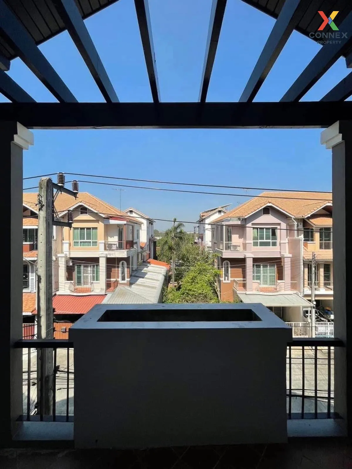 For Rent Townhouse/Townhome  , The Pumarin rangsit , Khu Khot , L