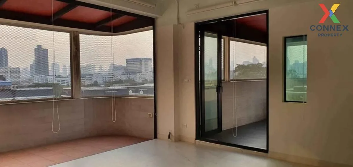 ขายคอนโด  ซันพาเลซ คอนโดมิเนียม รีโนเวทใหม่ บางกะปิ เขต ห้วยขวาง  3