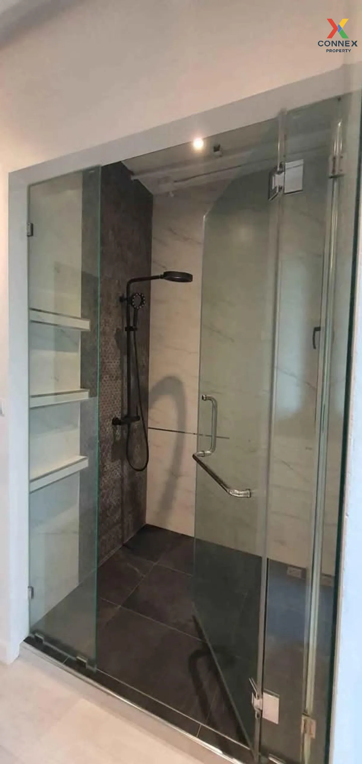 ขายคอนโด  ซันพาเลซ คอนโดมิเนียม รีโนเวทใหม่ บางกะปิ เขต ห้วยขวาง 