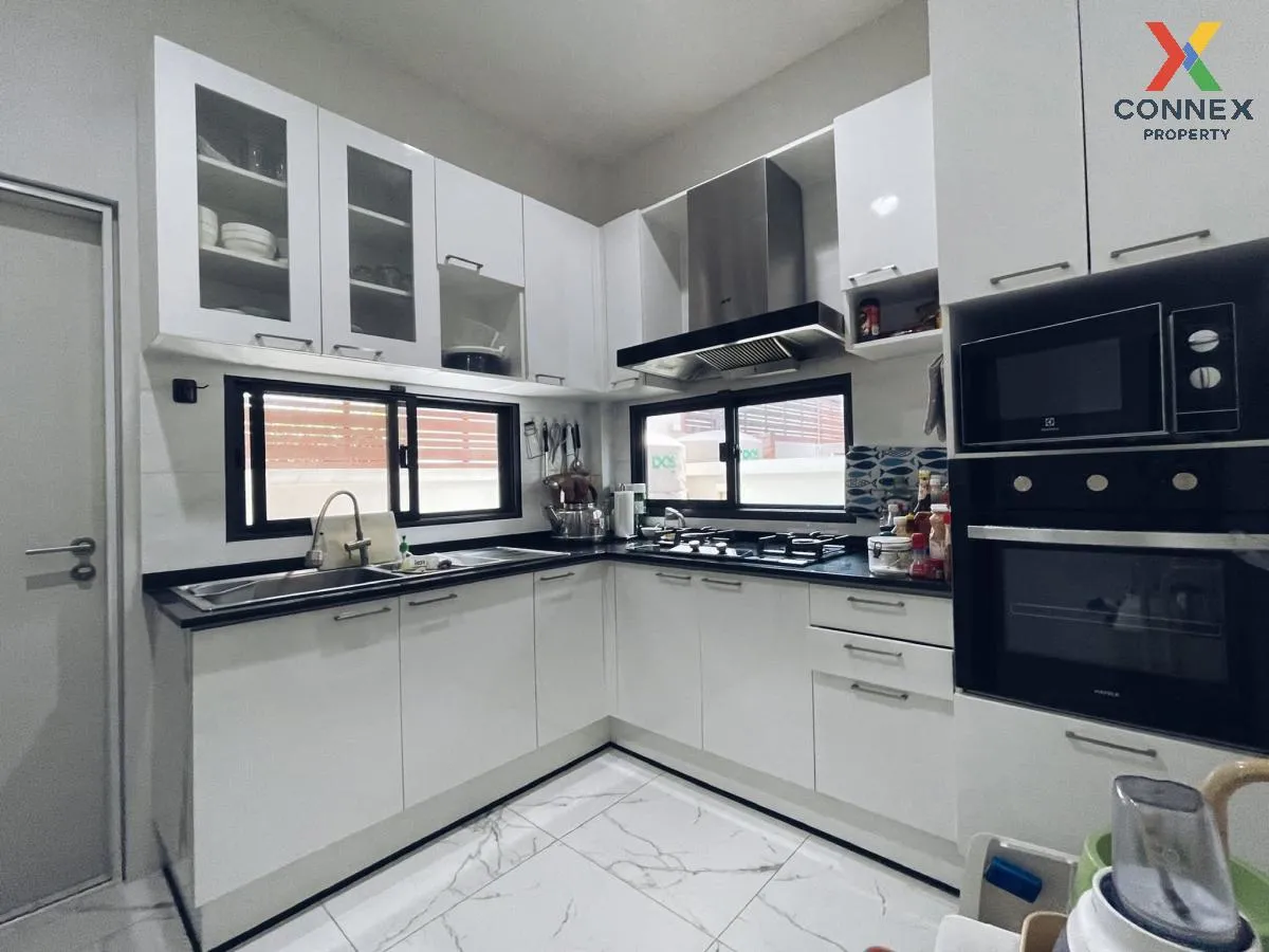 ขายบ้าน  บางกอก บูเลอวาร์ด ศรีนครินทร์ - บางนา MRT-ศรีด่าน (สายสี