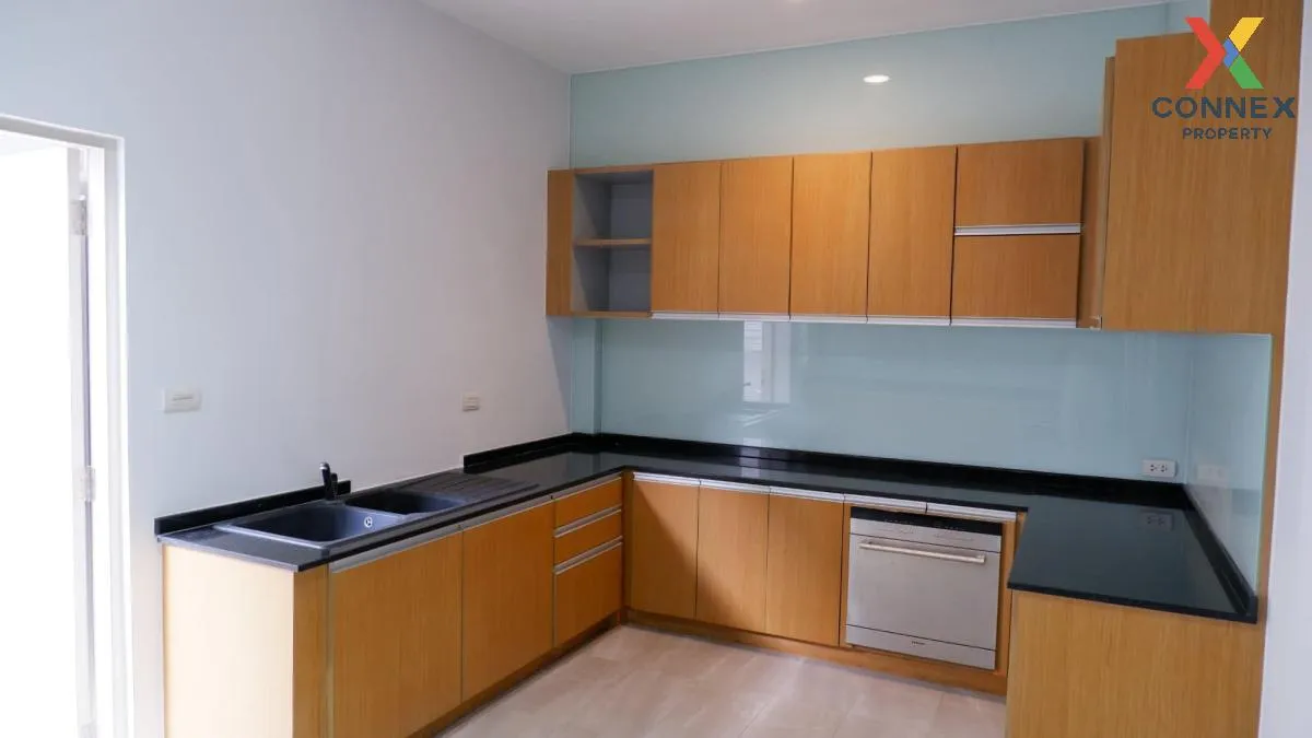 For Sale House , Grand Bangkok Boulevard Rama 9 - Srinakarin , Sa