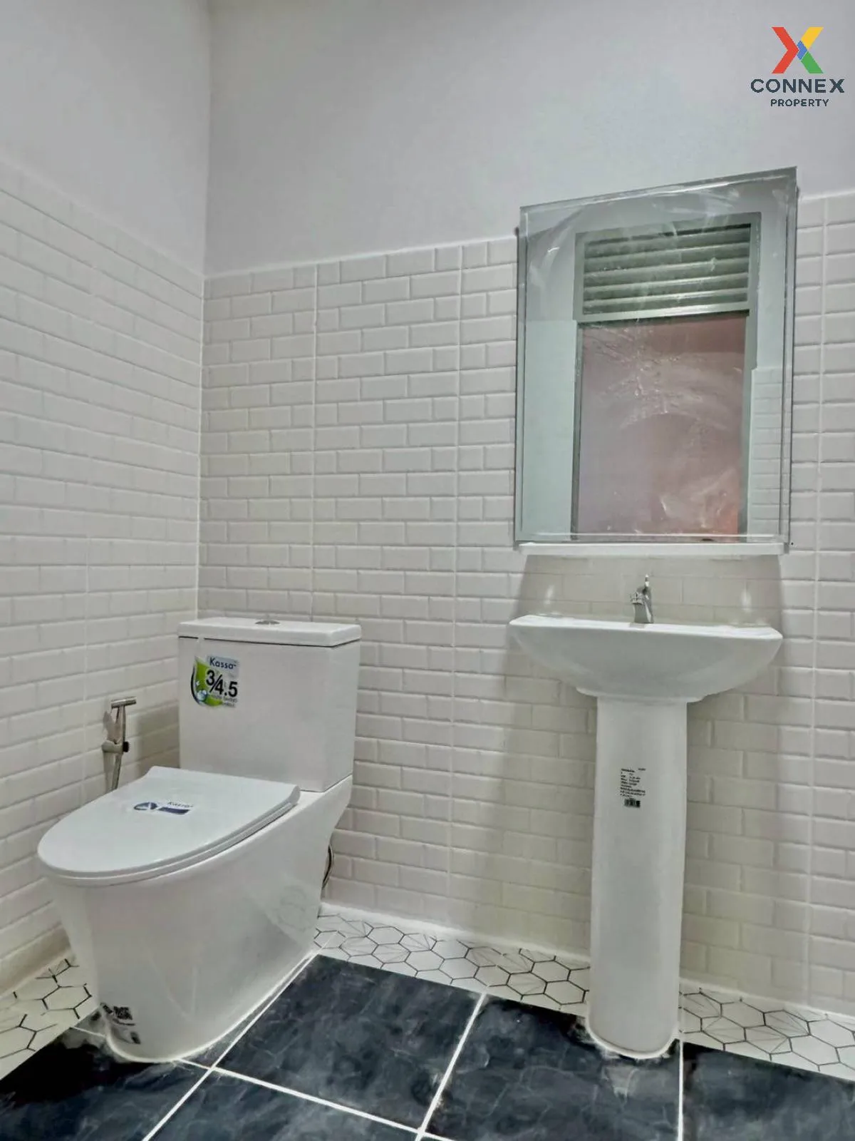 For Sale Townhouse/Townhome  , Piyawararom 2 , newly renovated ,  For Sale Townhouse/Townhome  , Piyawararom 2 , newly renovated ,