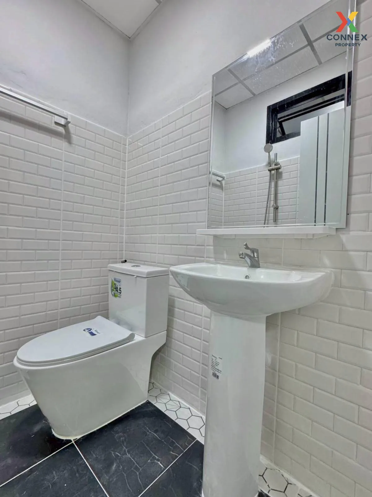 For Sale Townhouse/Townhome  , Piyawararom 2 , newly renovated ,  For Sale Townhouse/Townhome  , Piyawararom 2 , newly renovated ,