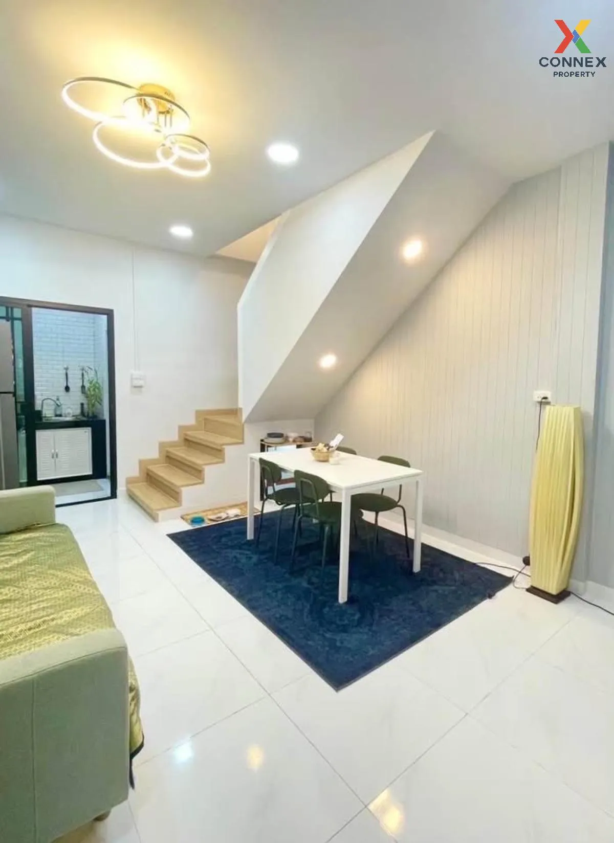 ขายทาวน์เฮ้าส์ 3 ชั้น ซอยจรัญสนิทวงศ์ 85 บางอ้อ เขต บางพลัด กรุงเ 4