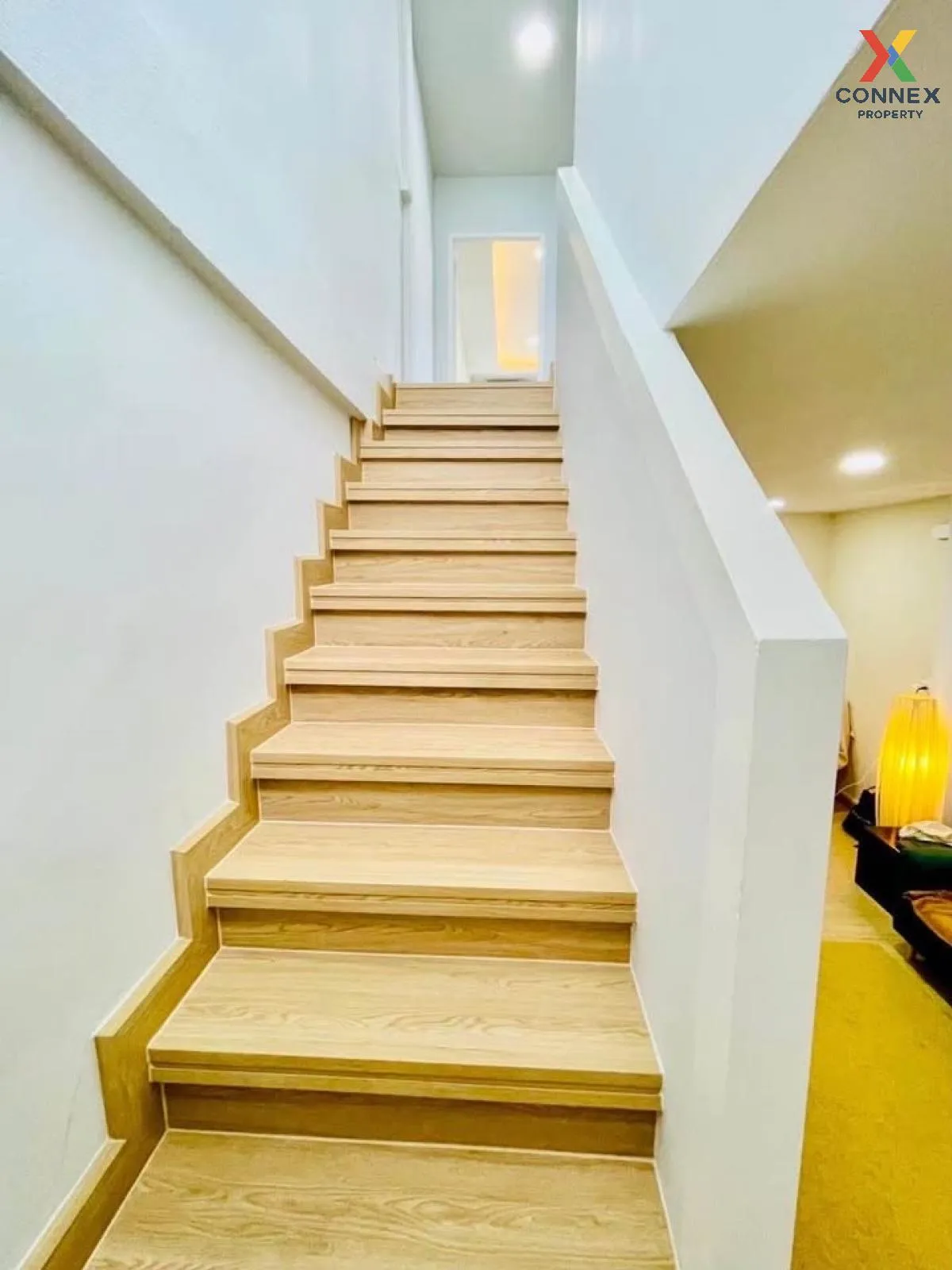 ขายทาวน์เฮ้าส์ 3 ชั้น ซอยจรัญสนิทวงศ์ 85 บางอ้อ เขต บางพลัด กรุงเ