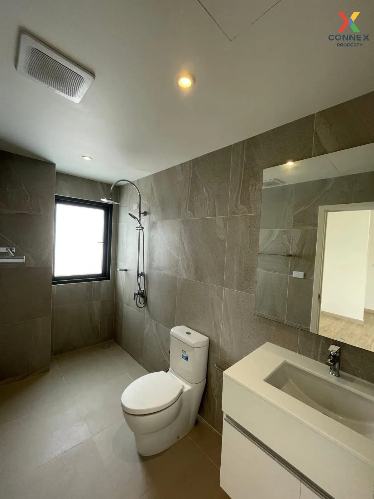 ขายบ้าน  อาคิน วิภาวดี สนามบิน เขต ดอนเมือง กรุงเทพ CX-131529 ขายบ้าน  อาคิน วิภาวดี สนามบิน เขต ดอนเมือง กรุงเทพ CX-131529