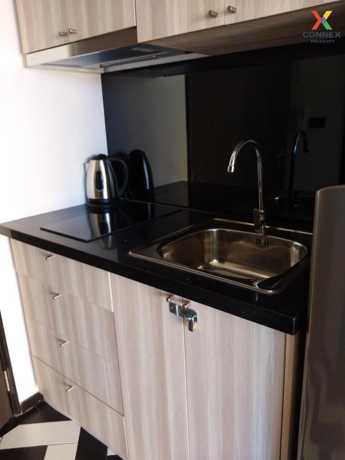 เช่าคอนโด  เวเนเชี่ยน ซิกเนเจอร์ คอนโด รีสอร์ท พัทยา นาจอมเทียน ส 2