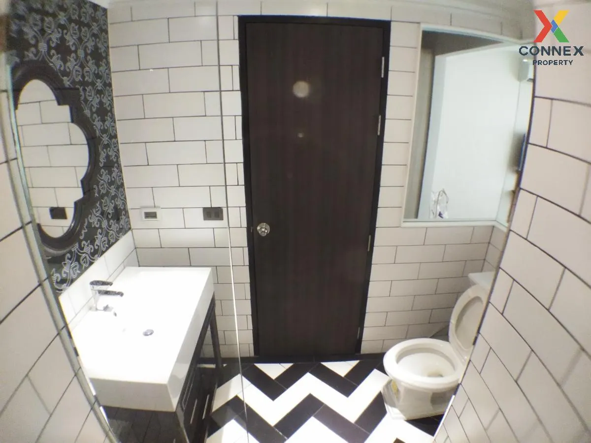 เช่าคอนโด  เวเนเชี่ยน ซิกเนเจอร์ คอนโด รีสอร์ท พัทยา นาจอมเทียน ส