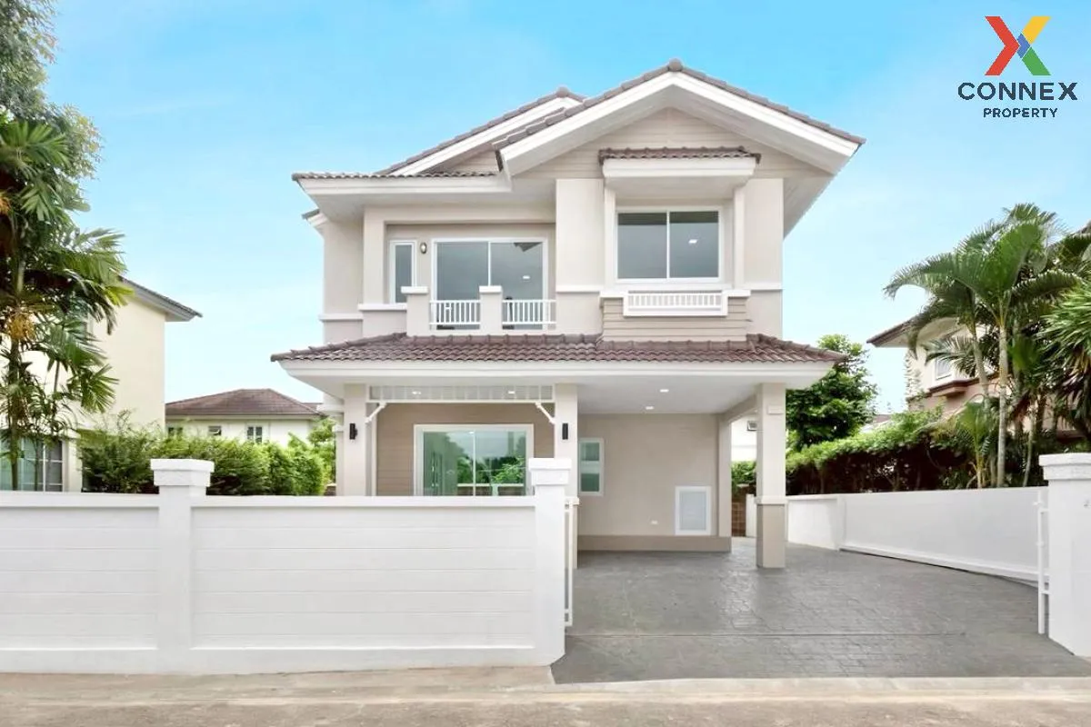 For Sale House , Chaiyapruek Bangbuathong , wide frontage , newly 1