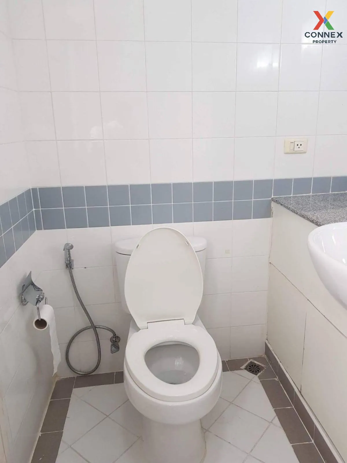 For Sale Condo , Plus 38 Hip , corner unit , BTS-Thong Lo , Phra 