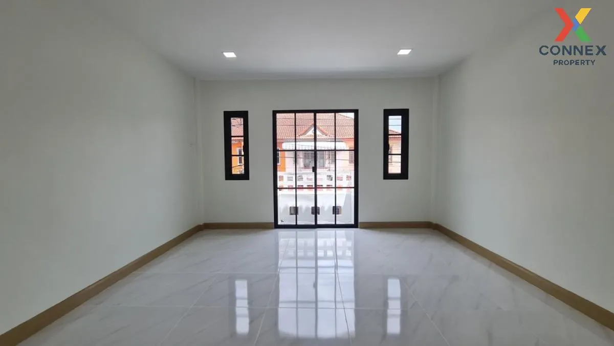 For Sale Townhouse/Townhome  , K.C. Ramindra 1 , Sam Wa Tawan Tok For Sale Townhouse/Townhome  , K.C. Ramindra 1 , Sam Wa Tawan Tok