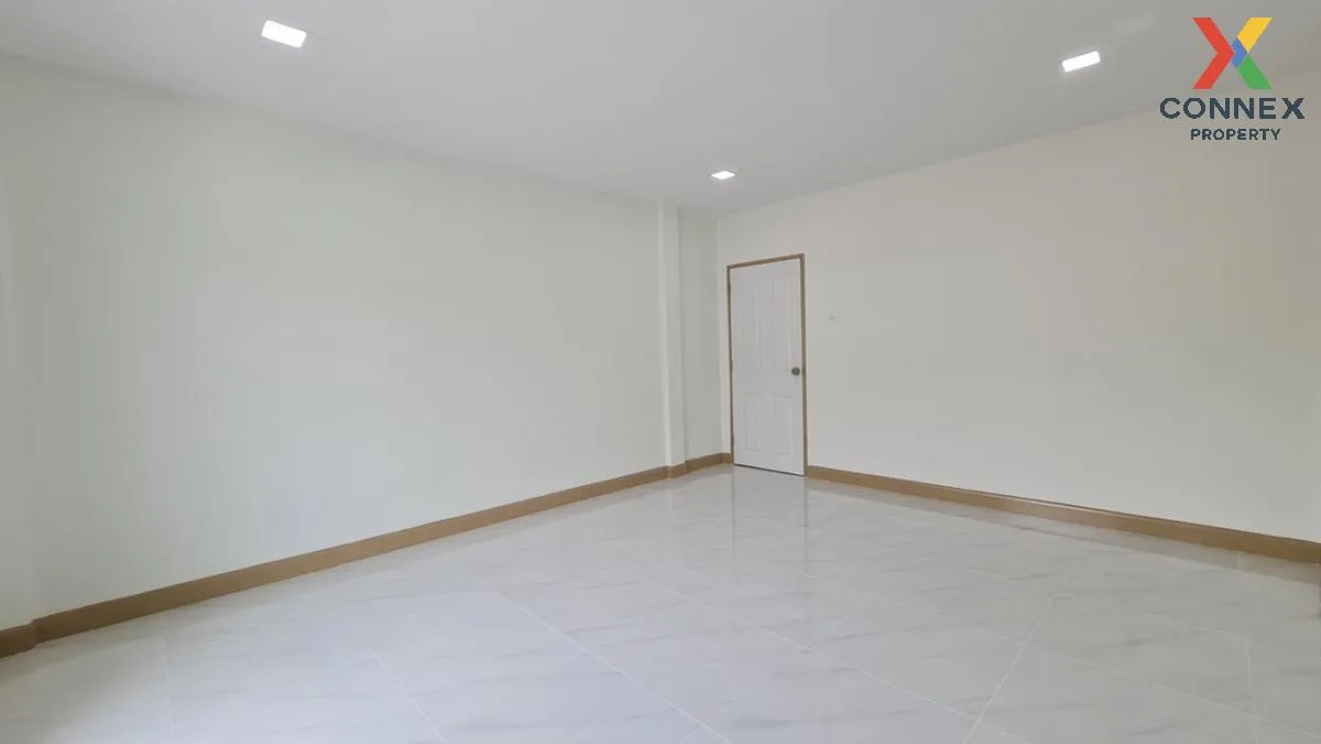 For Sale Townhouse/Townhome  , K.C. Ramindra 1 , Sam Wa Tawan Tok For Sale Townhouse/Townhome  , K.C. Ramindra 1 , Sam Wa Tawan Tok