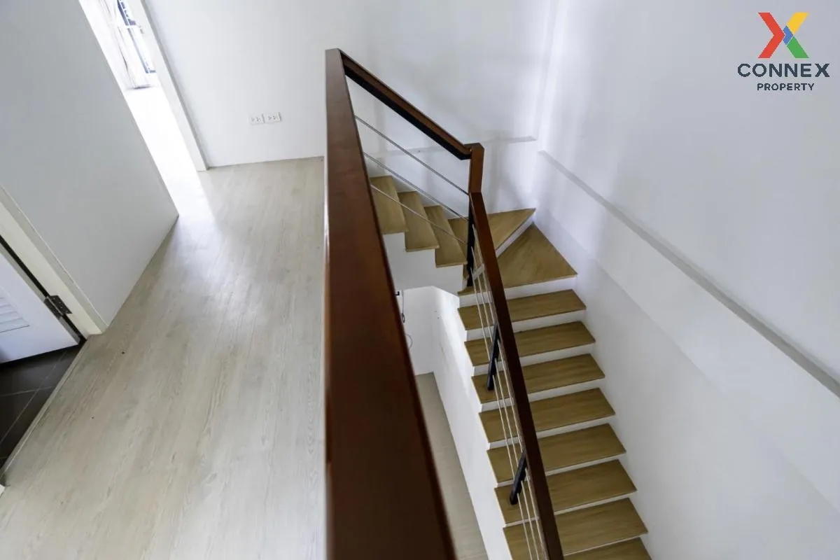 ขายทาวน์เฮ้าส์/ทาวน์โฮม  ลา ปาตีย์ บ้านสวน บ้านสวน เมืองชลบุรี ชล