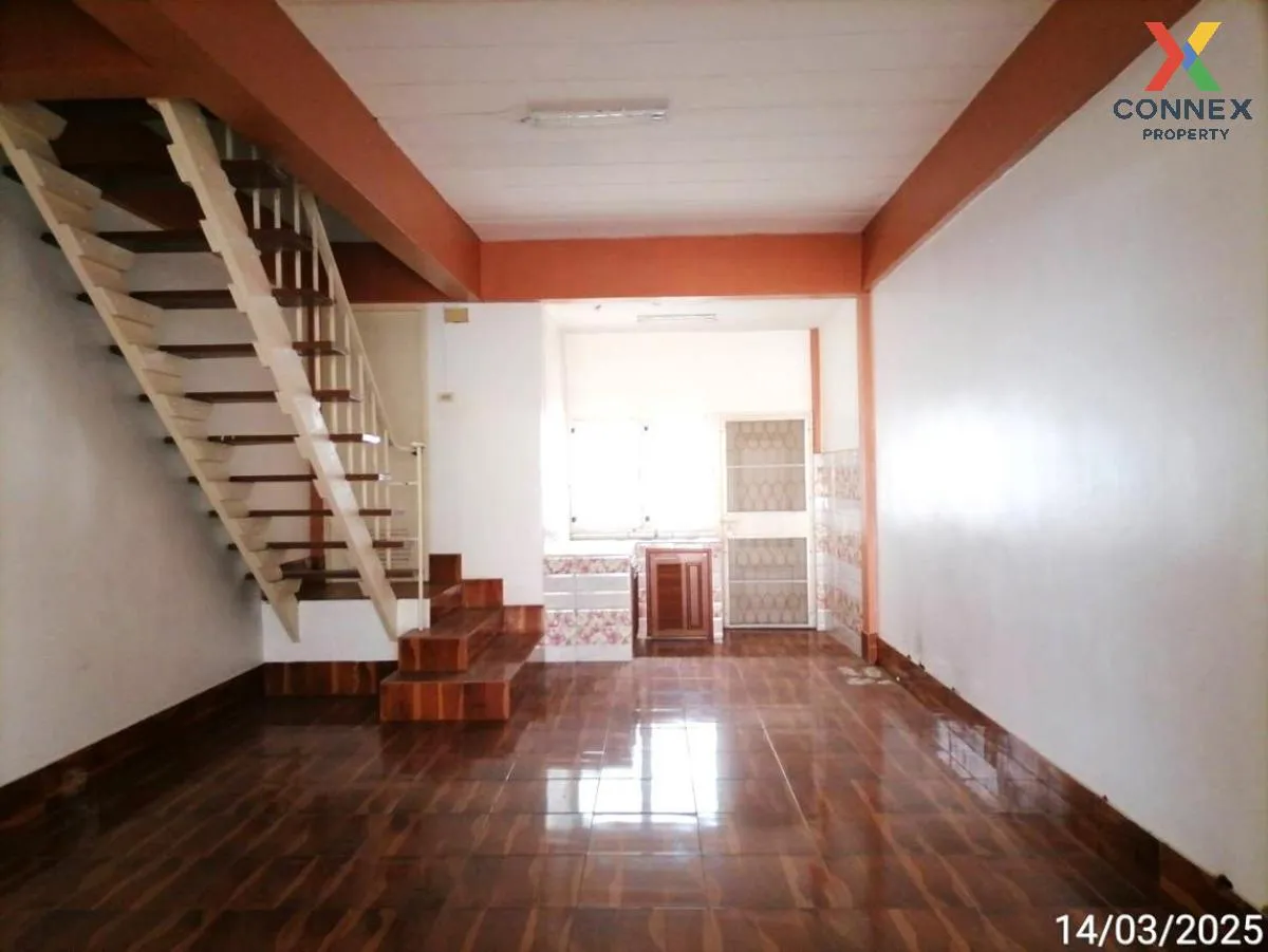 ขายทาวน์เฮ้าส์/ทาวน์โฮม  แฟมิลี่ปาร์ค ศุขประยูร นาป่า นาป่า เมือง 2