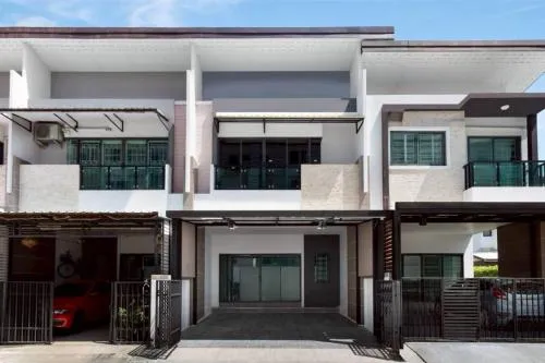 For Sale Townhouse/Townhome  , Living Residence Rangsit - Ratchaphruek , wide frontage , newly renovated , Bang Phun , Mueang Pathum Thani , Pathum Thani , CX-131704