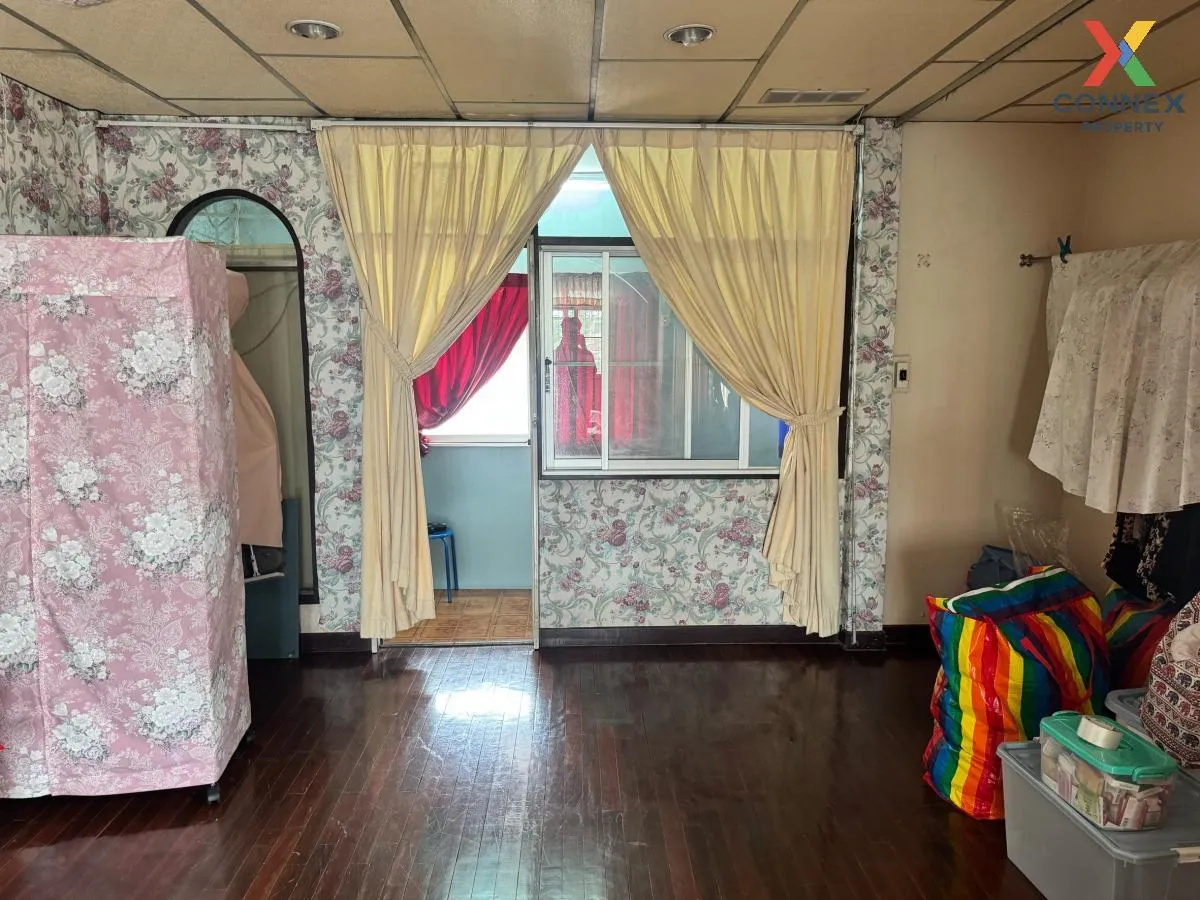 For Sale Two-story single house, Ratchada Soi 3 , corner unit , D