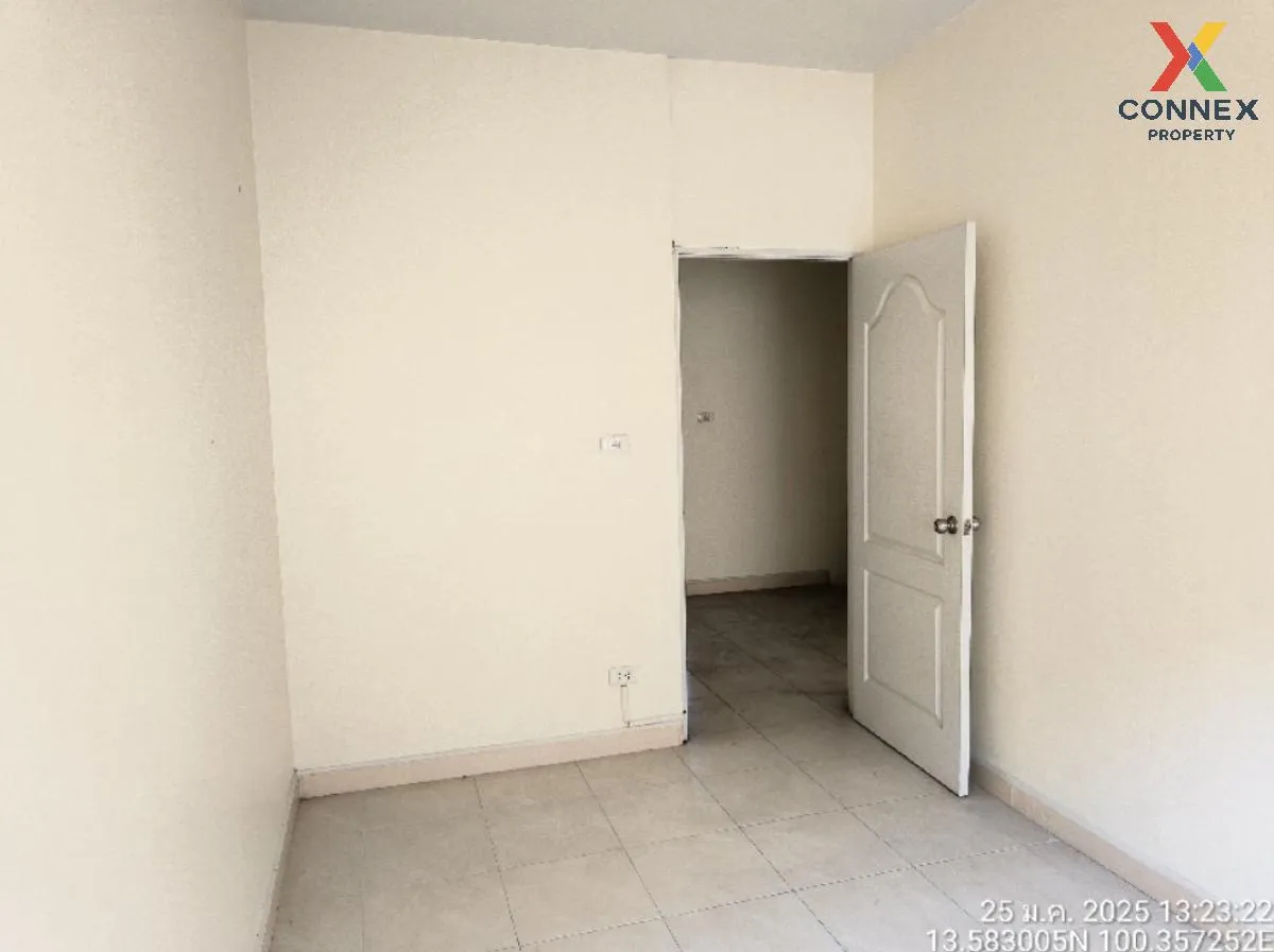 For Sale Townhouse/Townhome  , Kanda Park Rama 2 , wide frontage  For Sale Townhouse/Townhome  , Kanda Park Rama 2 , wide frontage