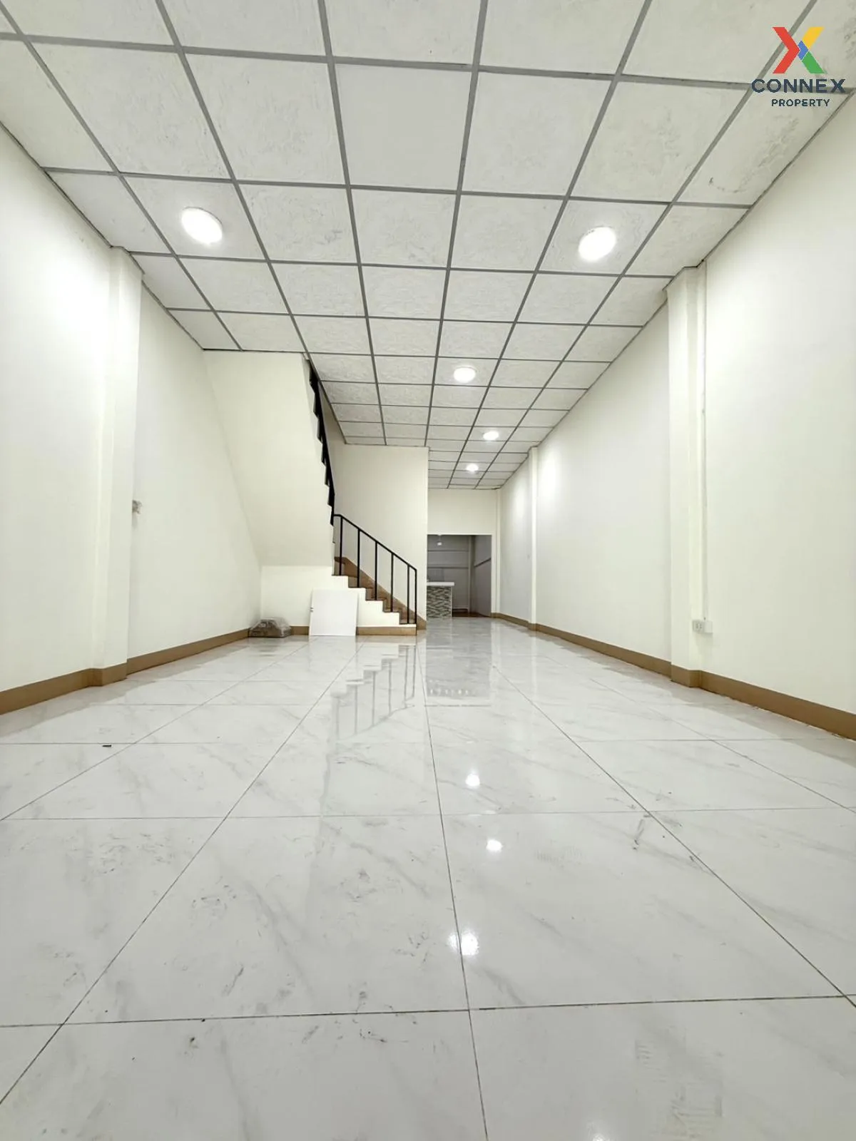 For Sale Townhouse/Townhome  , Baan Siwarat 1 , wide frontage , n For Sale Townhouse/Townhome  , Baan Siwarat 1 , wide frontage , n 4