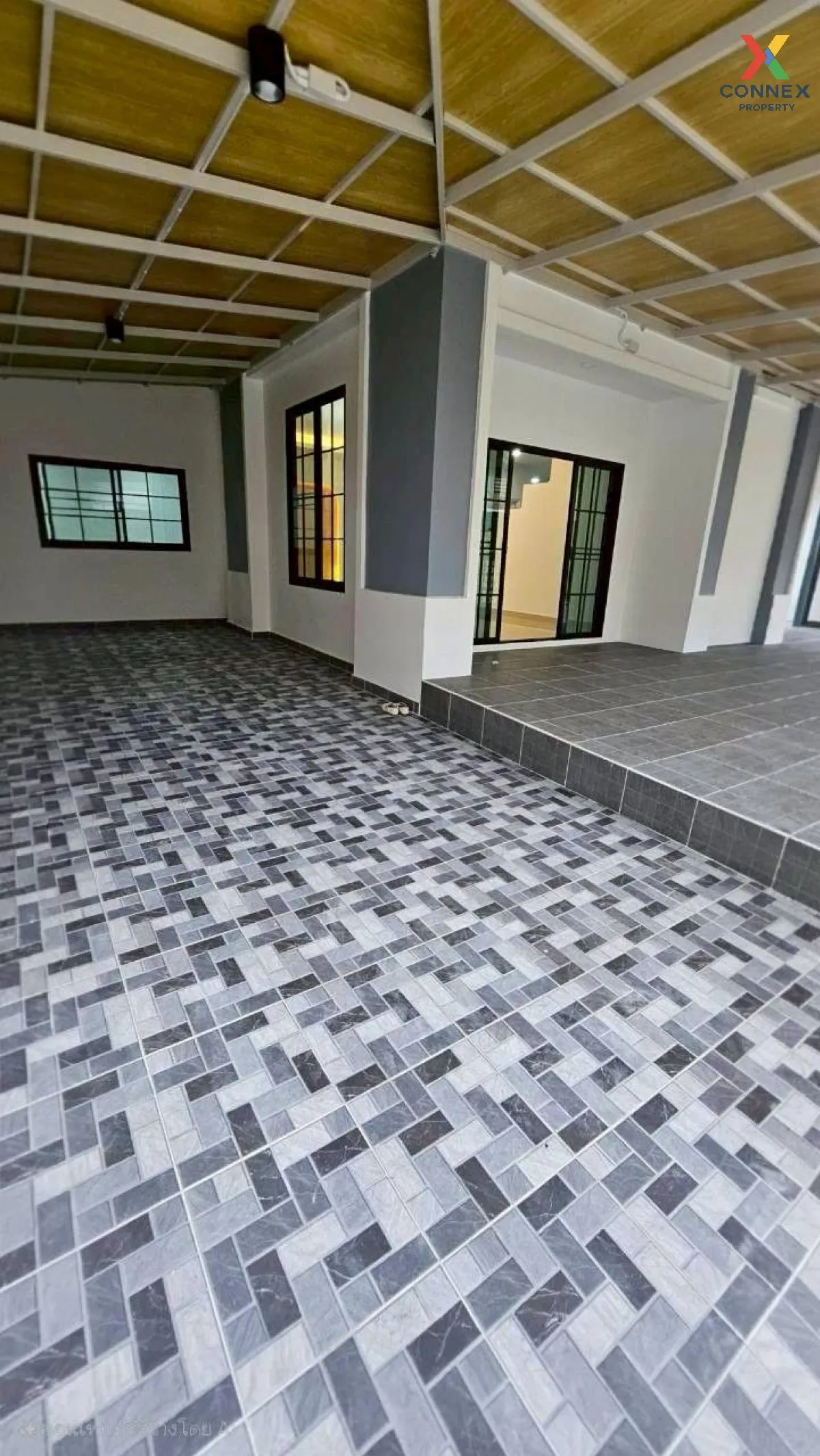 ขายบ้าน  บ้าน บุรีรมย์ รังสิต คลอง4 หน้ากว้าง รีโนเวทใหม่ ลาดสวาย 4