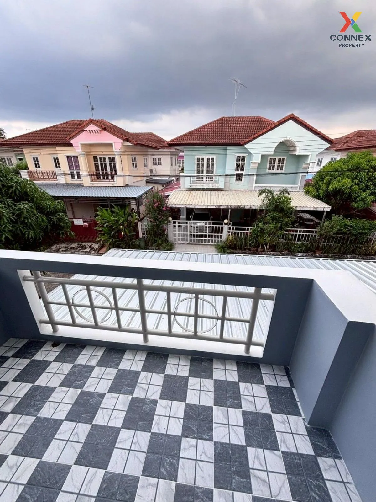 ขายบ้าน  บ้าน บุรีรมย์ รังสิต คลอง4 หน้ากว้าง รีโนเวทใหม่ ลาดสวาย