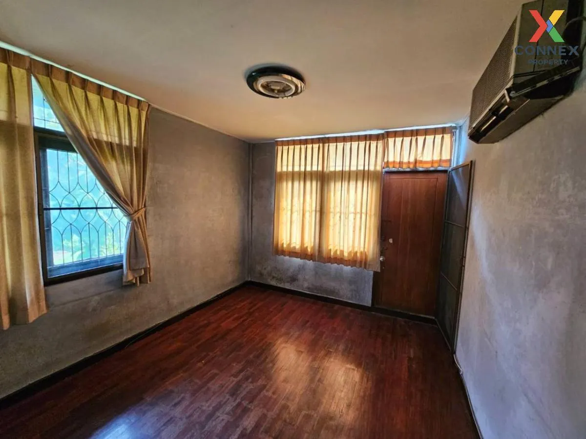 For Rent 2-storey garden house, Lat Phrao 1, Soi 16, 171 sq m. , 